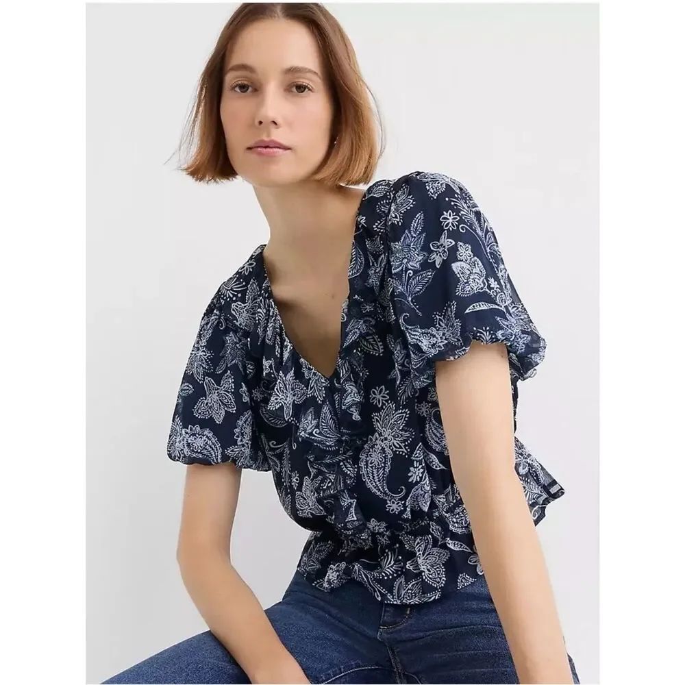 LOFT Blue White Floral Ruffle V Neck Peplum Hem Short Puff Sleeve Blouse NEW